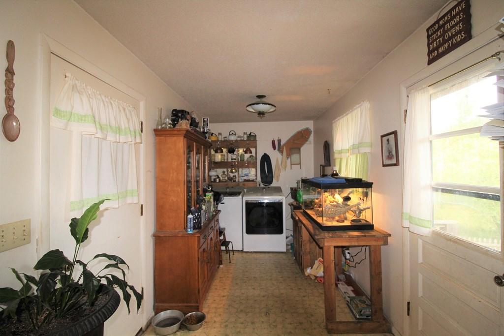 4520 Toestring Valley Road Spring City, TN 37381 - Photo 10 of 36 10