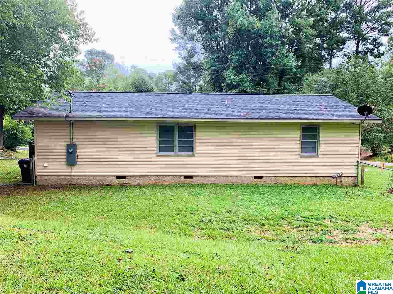 64 White Street Heflin, AL 36264 - Photo 4 of 23