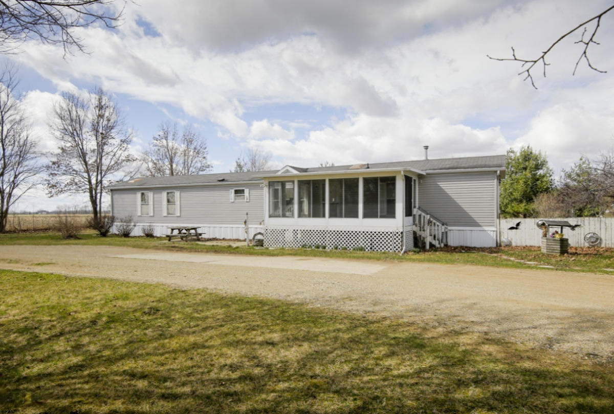 69100 Balk Road Sturgis, MI 49091 - Photo 2 of 21 69100 Bauk Rd-202
