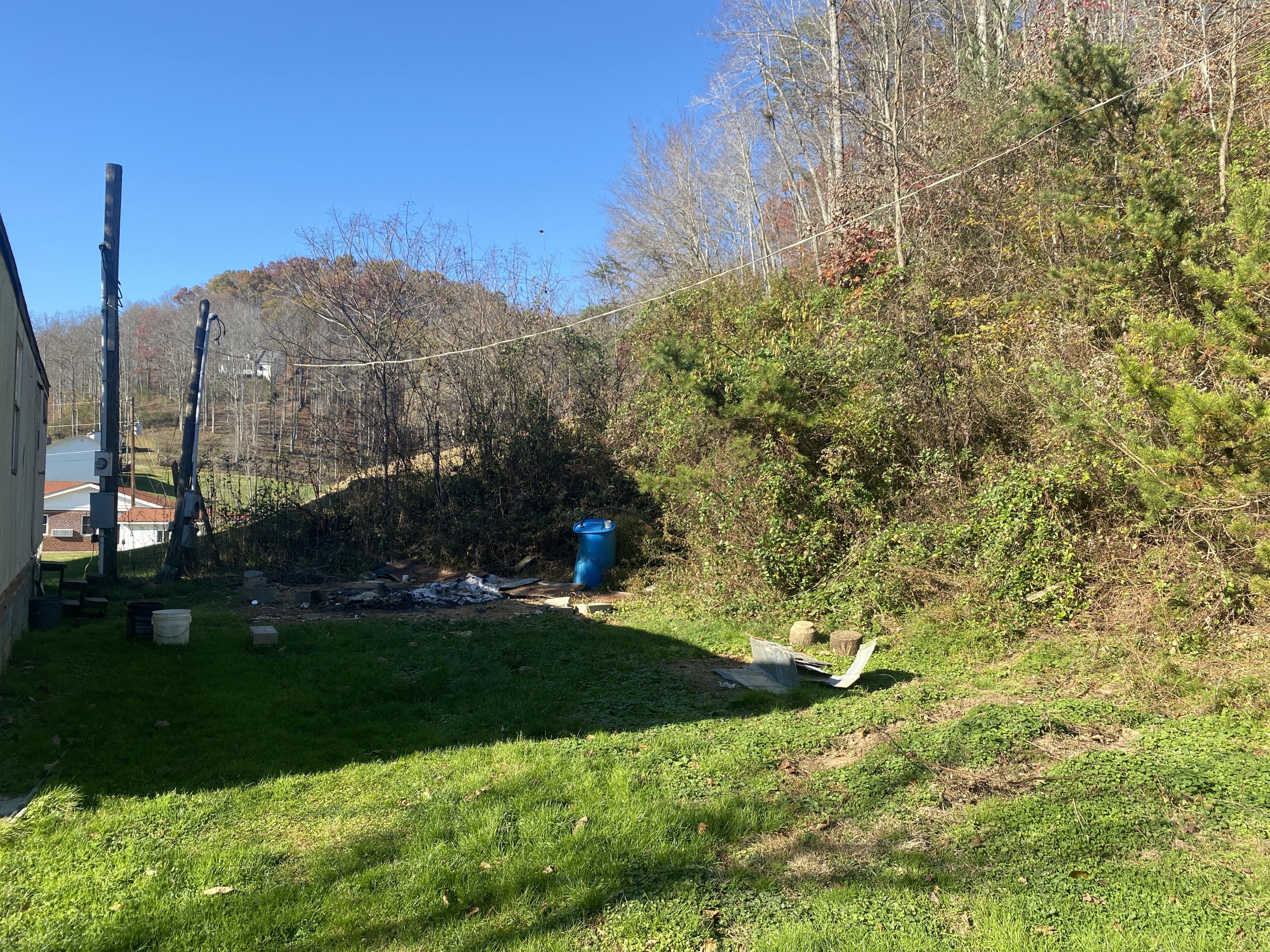 4113 Paige Road Coeburn, VA 24230 - Photo 2 of 6 1704E8D6-0394-4C67-BC15-C350FAC44AE9