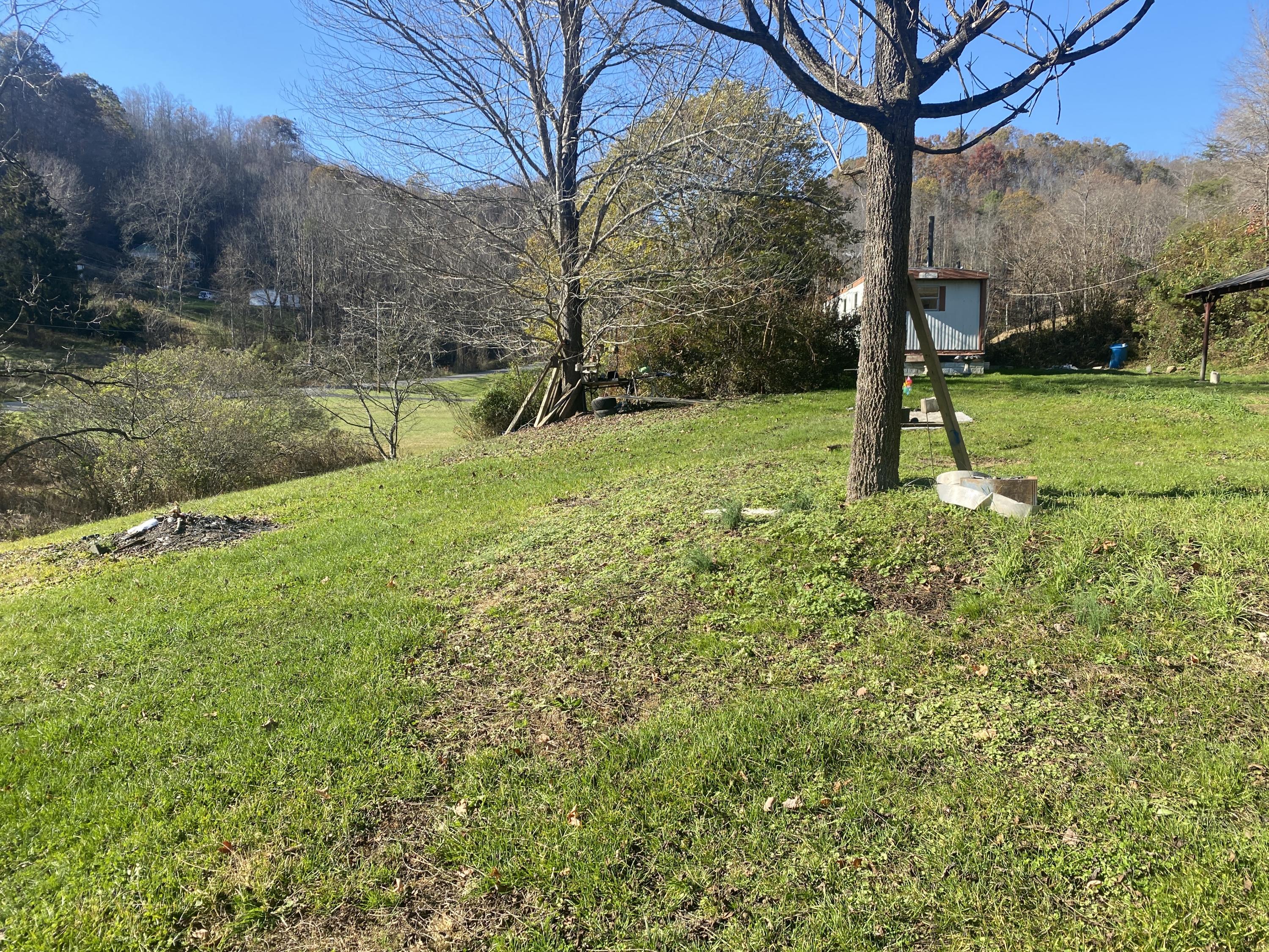 4113 Paige Road Coeburn, VA 24230 - Photo 3 of 6 BA98D2EC-6209-4670-84C5-E1CFAA83E535