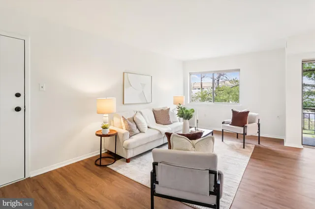 $275,000 | 12201 Braxfield Court, Unit 13, Rockville, MD 20852