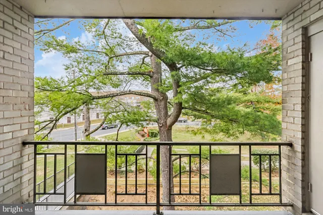 $275,000 | 12201 Braxfield Court, Unit 13, Rockville, MD 20852