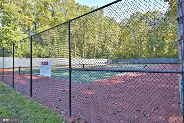 $275,000 | 12201 Braxfield Court, Unit 13, Rockville, MD 20852