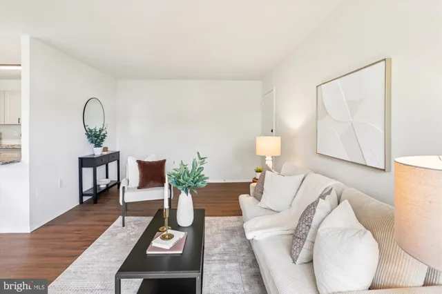 $275,000 | 12201 Braxfield Court, Unit 13, Rockville, MD 20852