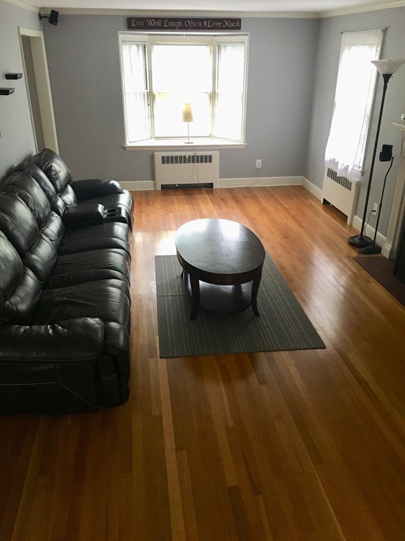 8 Rexhame Road Worcester, MA 01606 - Photo 11 of 20