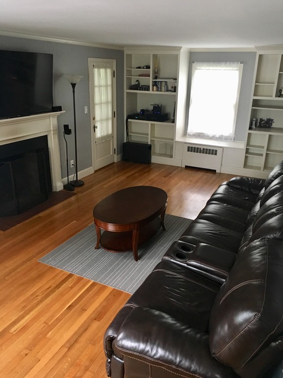 8 Rexhame Road Worcester, MA 01606 - Photo 10 of 20