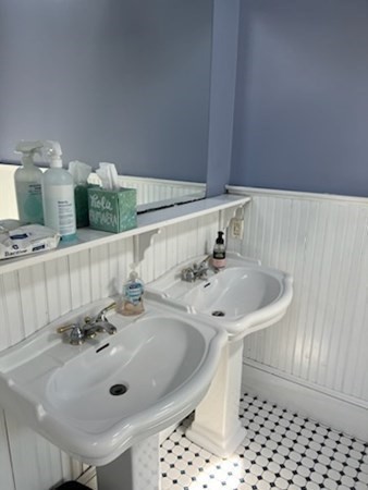 29 Hazel Avenue Amherst, MA 01002 - Photo 18 of 28 Gallery Image 18