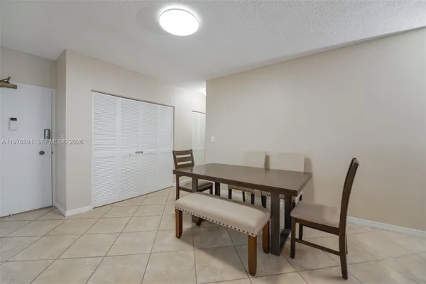 $2,500 | 1980 South Ocean Drive, Unit 4L, Hallandale Beach, FL 33009