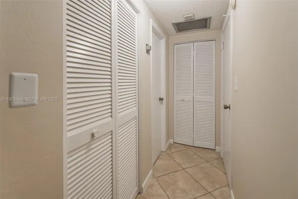 $2,500 | 1980 South Ocean Drive, Unit 4L, Hallandale Beach, FL 33009