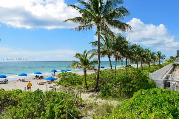 $2,500 | 1980 South Ocean Drive, Unit 4L, Hallandale Beach, FL 33009
