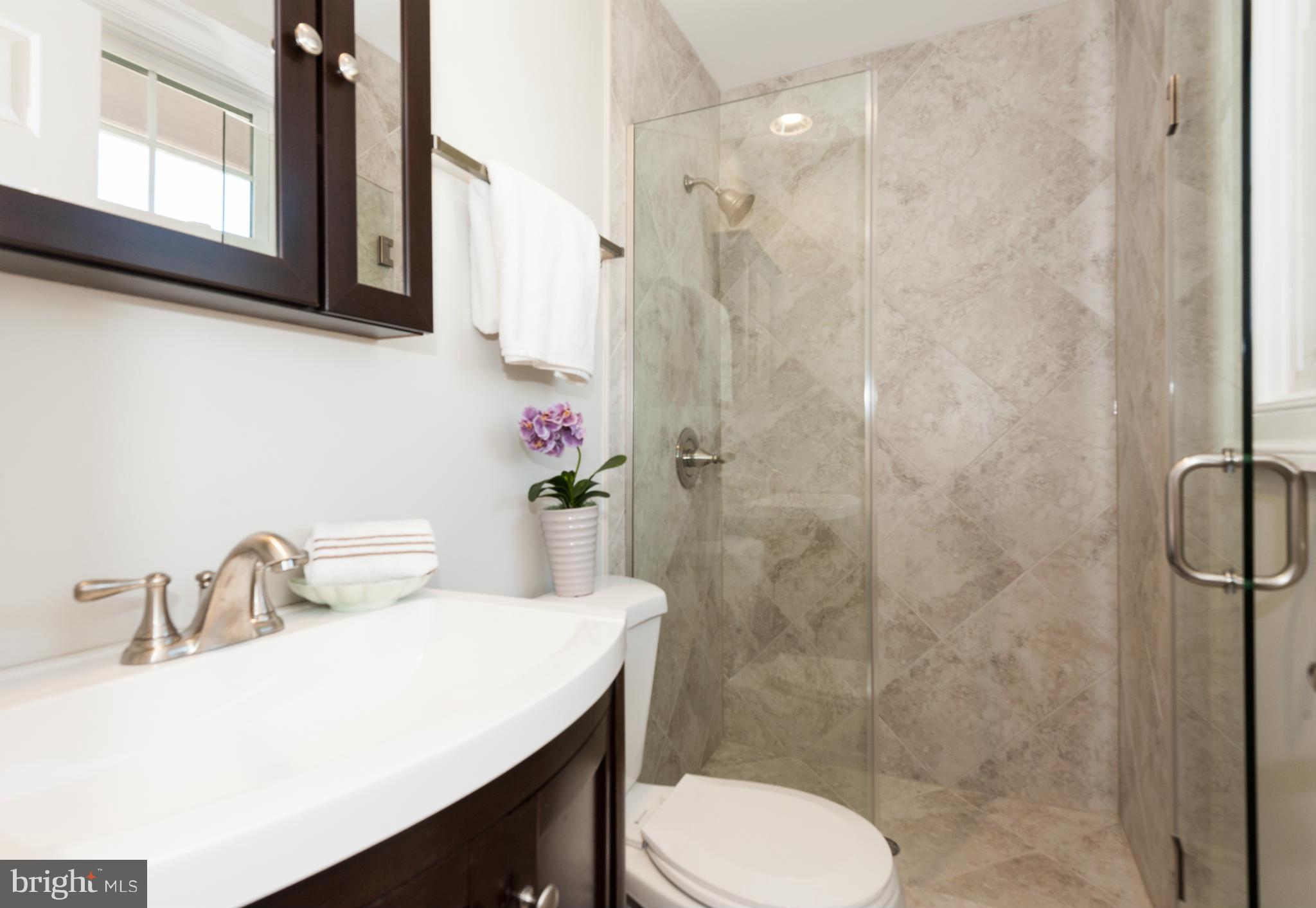 9435 Curran Road Silver Spring, MD 20901 - Photo 24 of 30 Bath