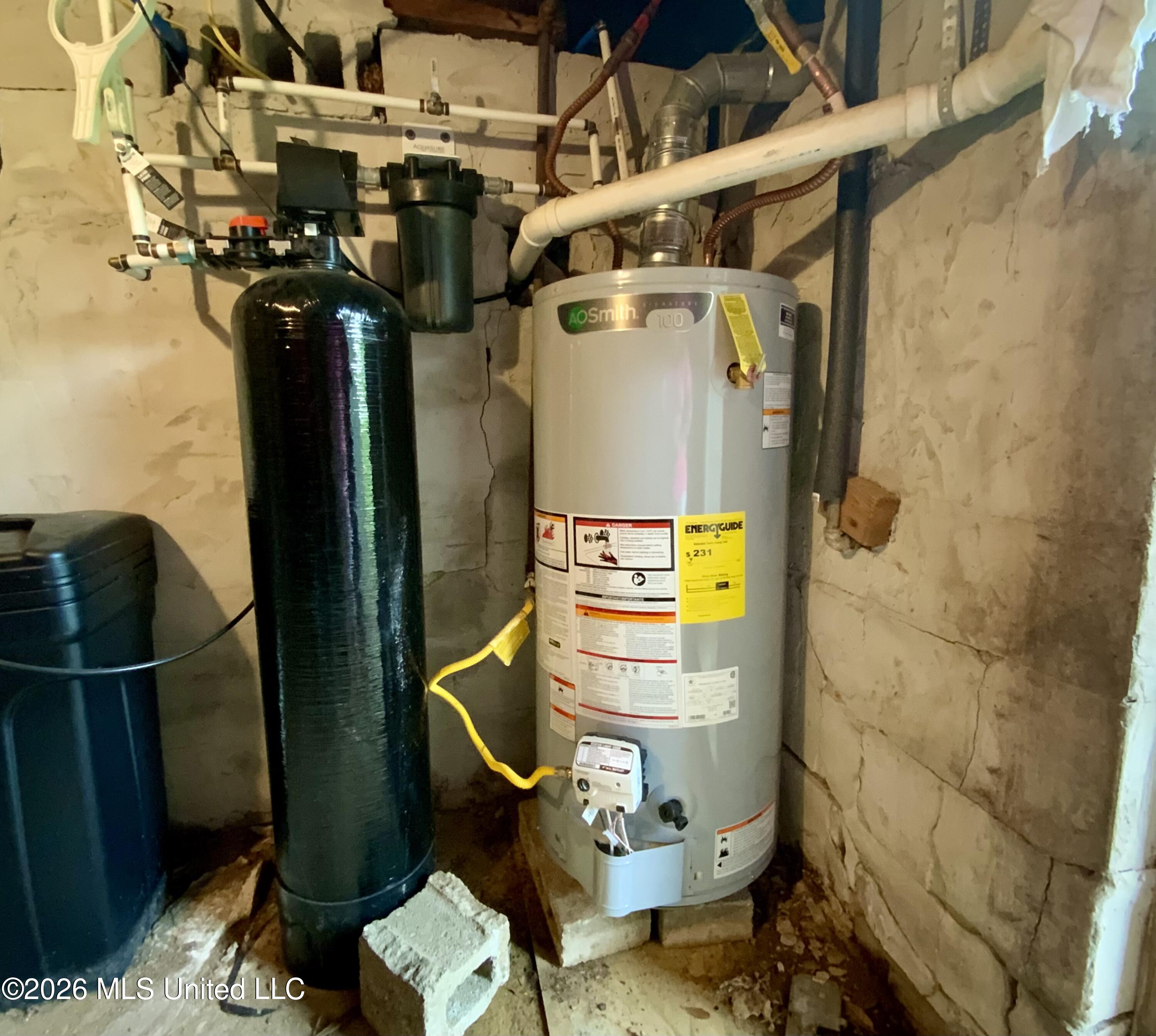 144 Plummer Circle Jackson, MS 39209 - Photo 9 of 10 Water Filtration System