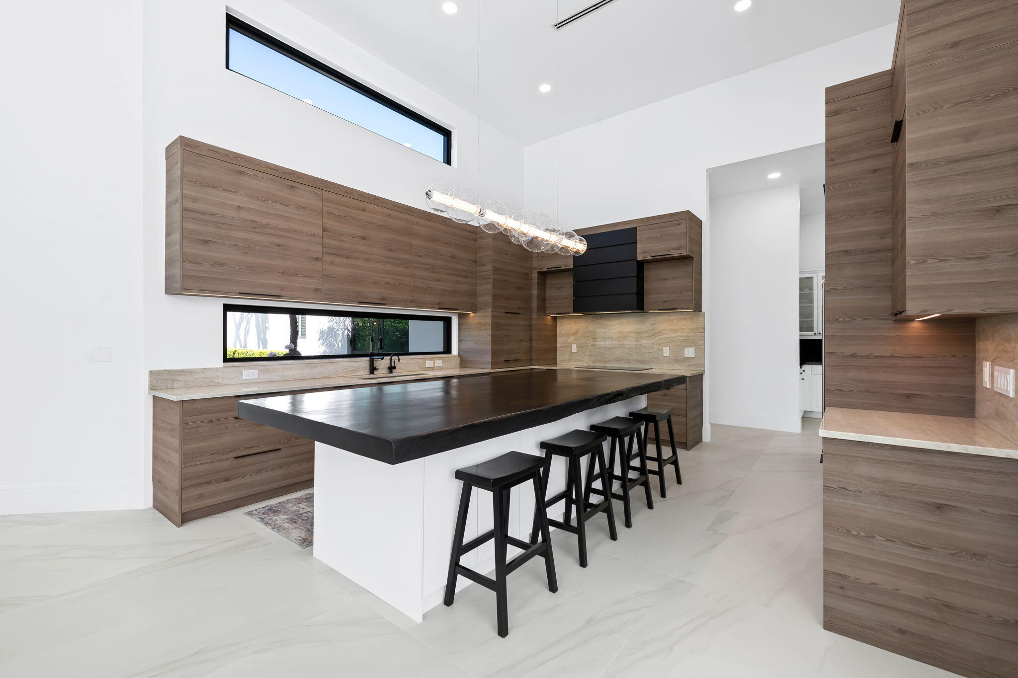18338 Guardian Circle Boca Raton, FL 33496 - Photo 17 of 76 Kitchen