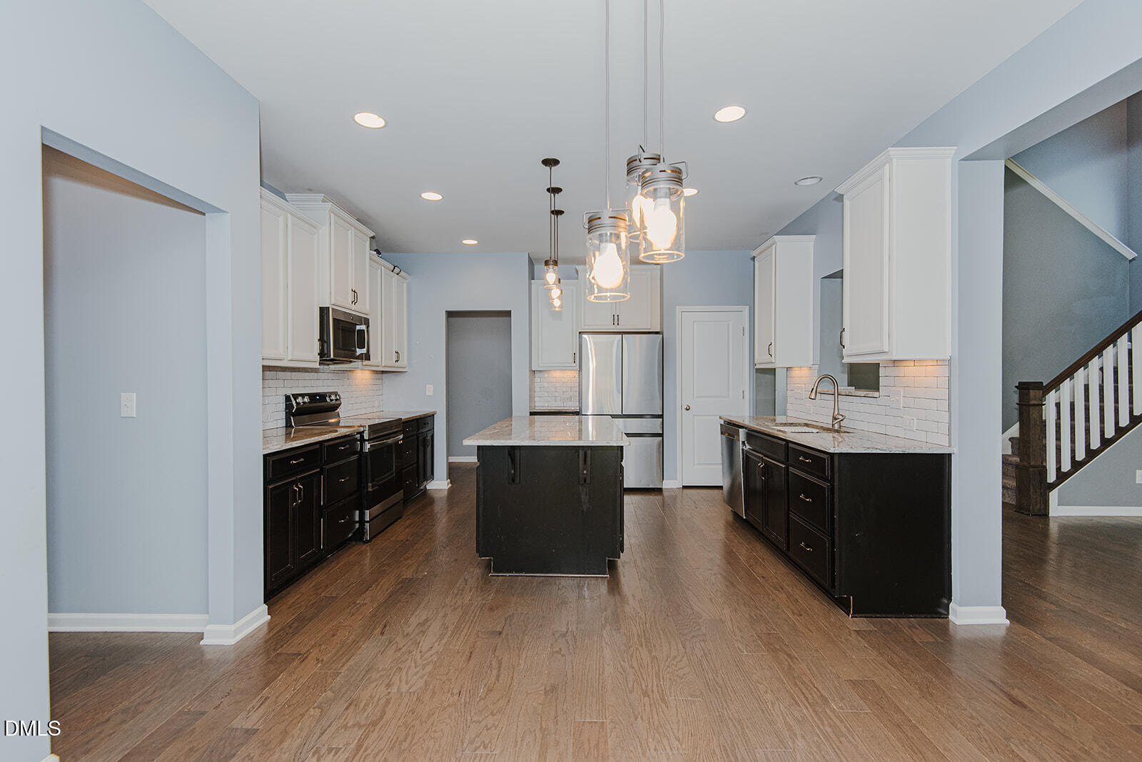 523 Botan Way Hillsborough, NC 27278 - Photo 10 of 54 _MGP3052