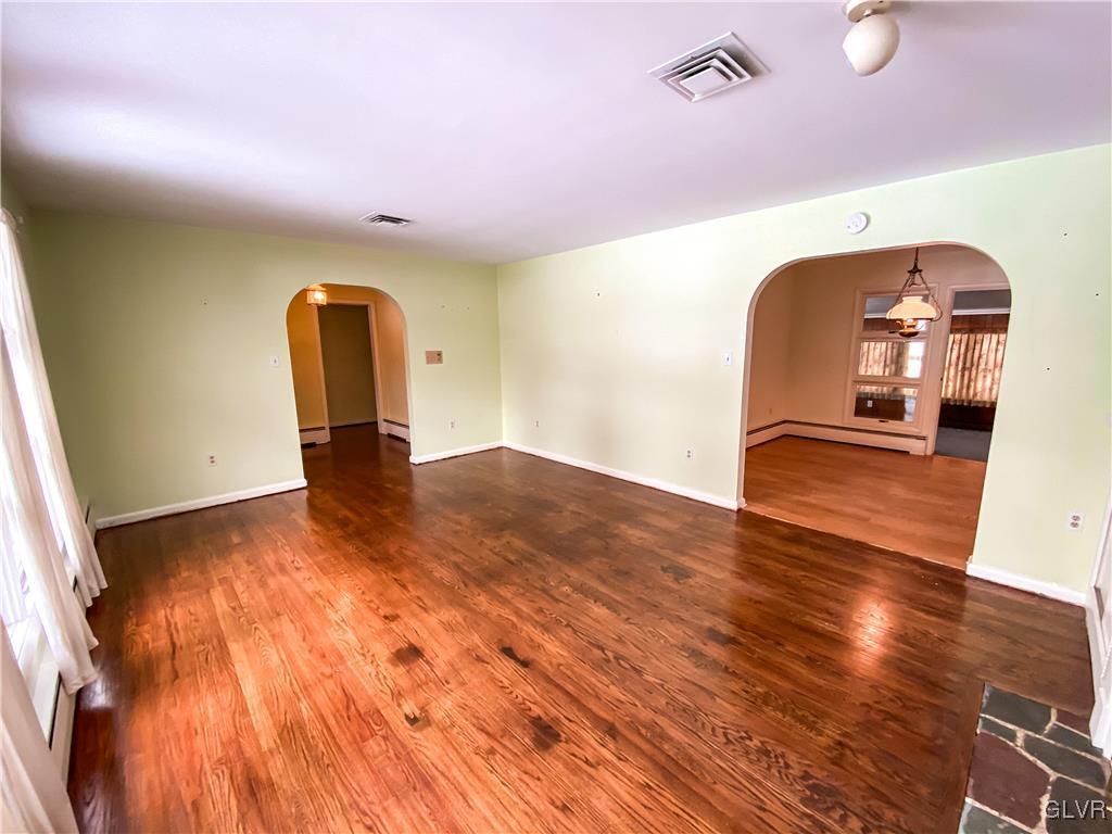 3315 Altonah Road Bethlehem, PA 18017 - Photo 11 of 24 Gallery Image 11