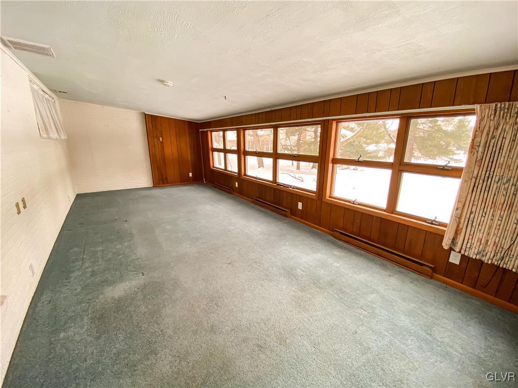 3315 Altonah Road Bethlehem, PA 18017 - Photo 15 of 24 Gallery Image 15