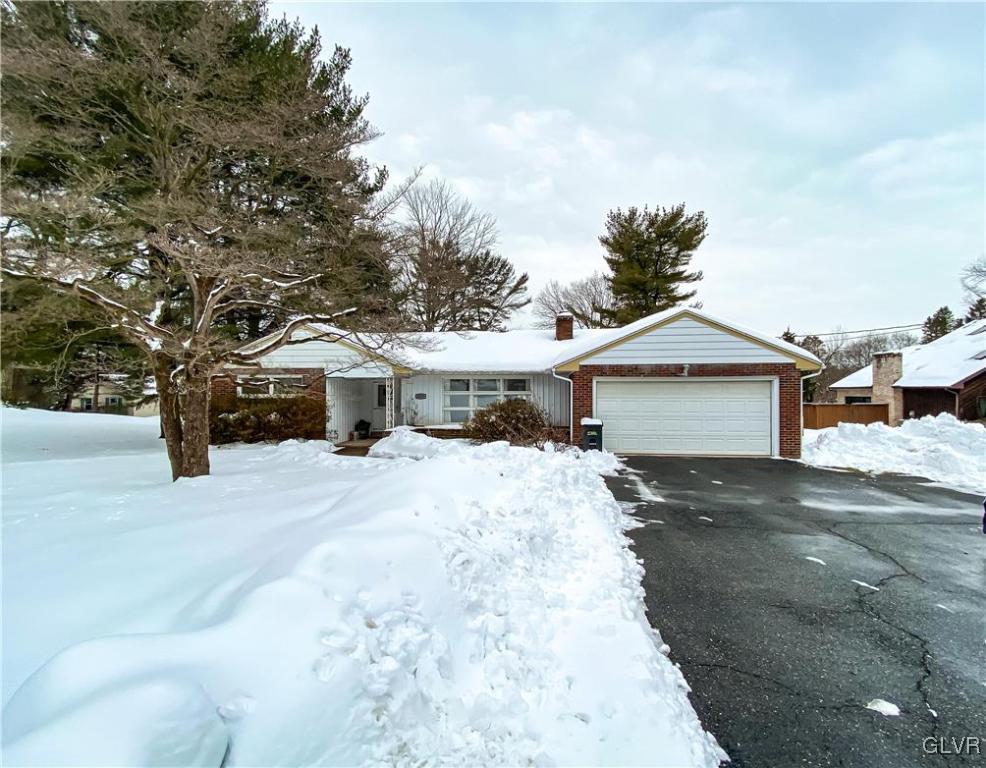 3315 Altonah Road Bethlehem, PA 18017 - Photo 2 of 24 Gallery Image 2