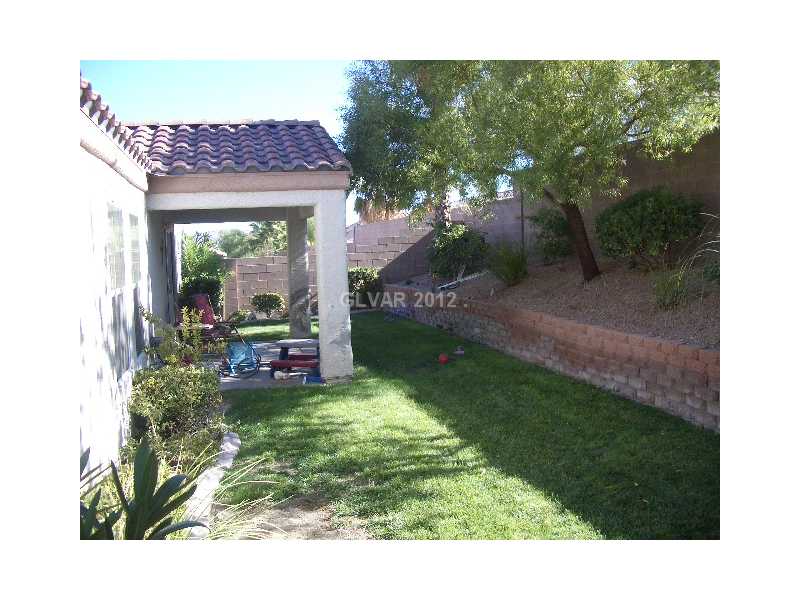 183 Ruby Ridge Avenue Henderson, NV 89002 - Photo 17 of 19 Patio/Deck.
