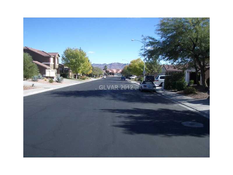 183 Ruby Ridge Avenue Henderson, NV 89002 - Photo 18 of 19 View.