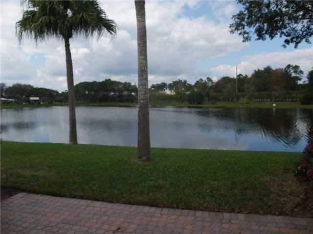 8693 Boca Drive Boca Raton, FL 33433 - Photo 9 of 12 20130324175229993869000000-o