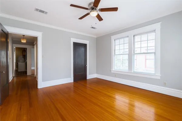 $1,300 | 806 Winbern Street, Unit 2, Houston, TX 77002