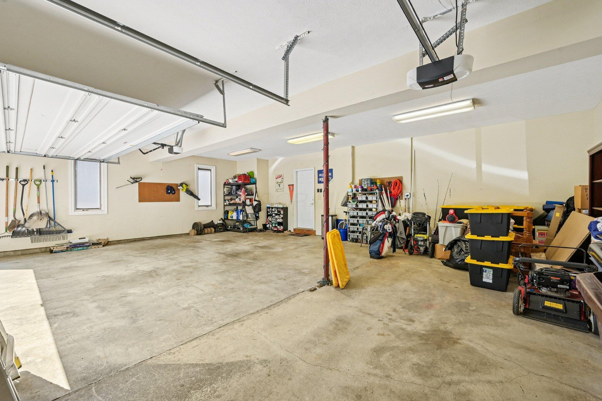 10669 Riverside Drive Powell, OH 43065 - Photo 73 of 103 Garage