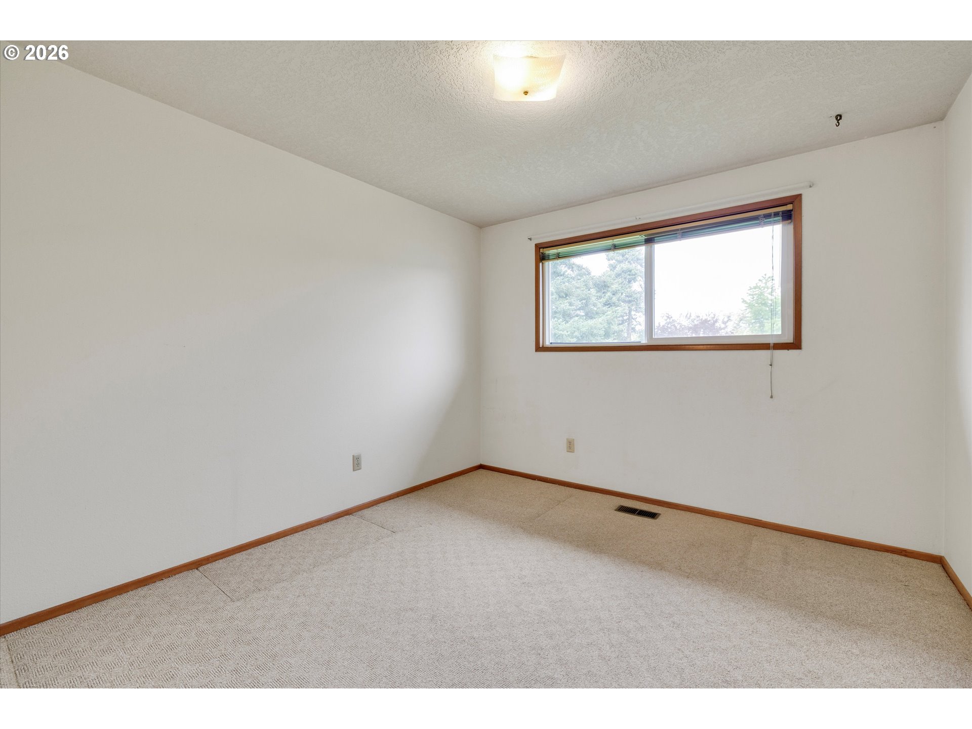 13098 Donald Road Northeast Aurora, OR 97002 - Photo 23 of 27