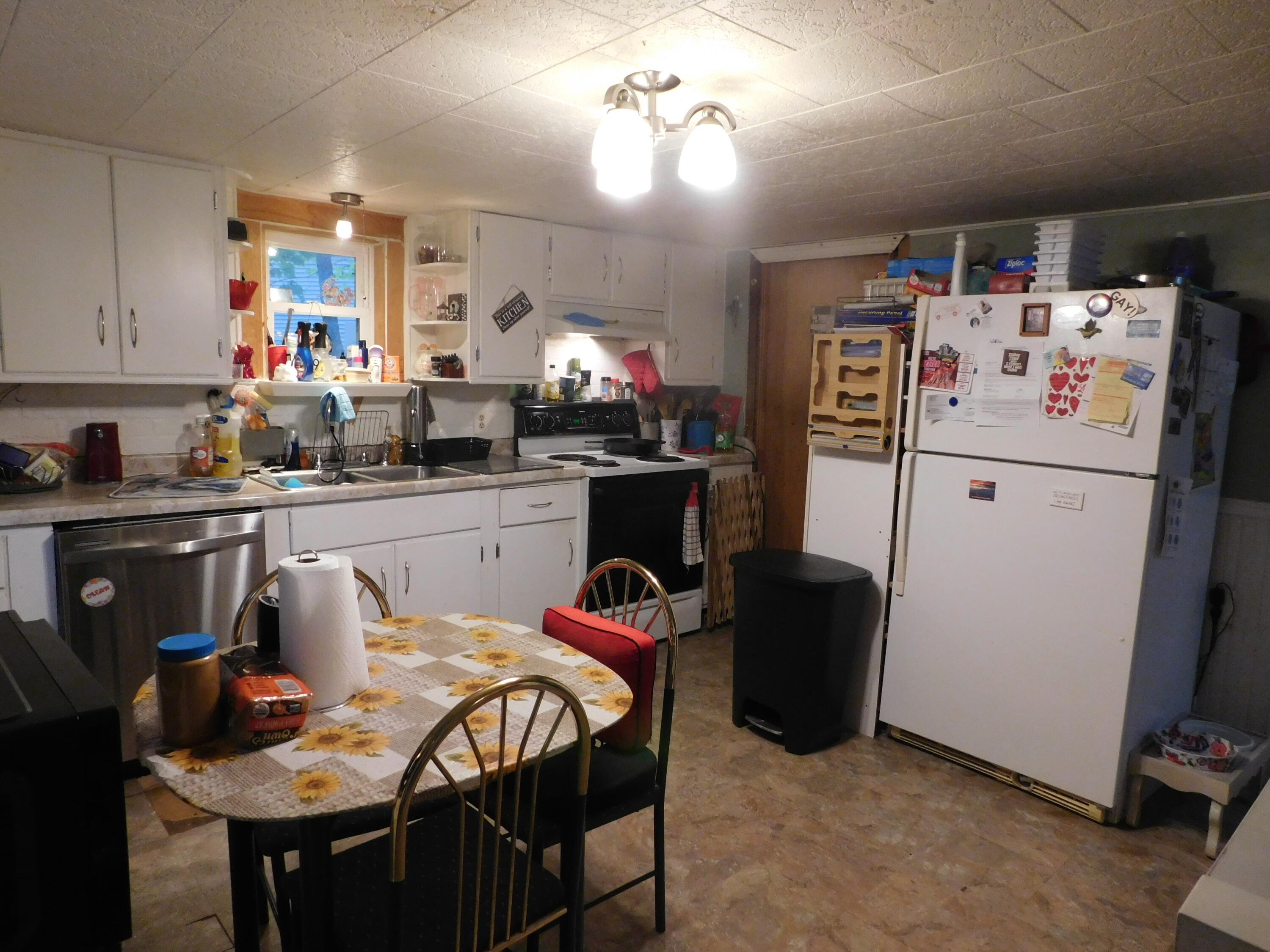17 Vernon Street Bangor, ME 04401 - Photo 7 of 39 DSCN0603