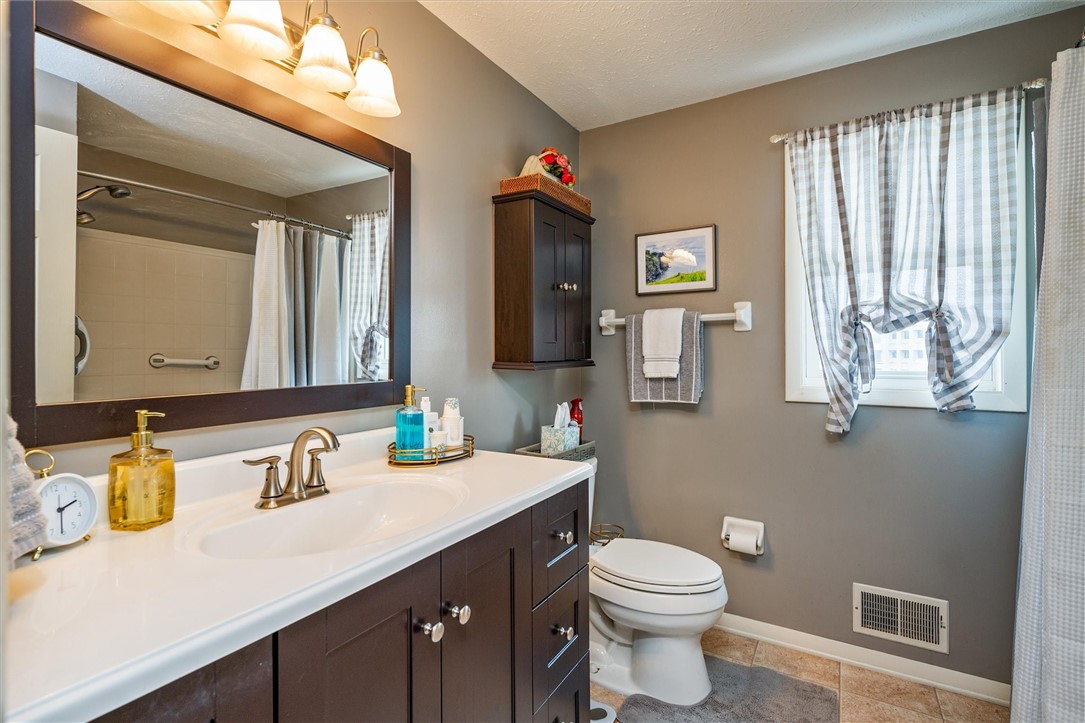 20 Fraser Drive Parma, NY 14468 - Photo 25 of 31