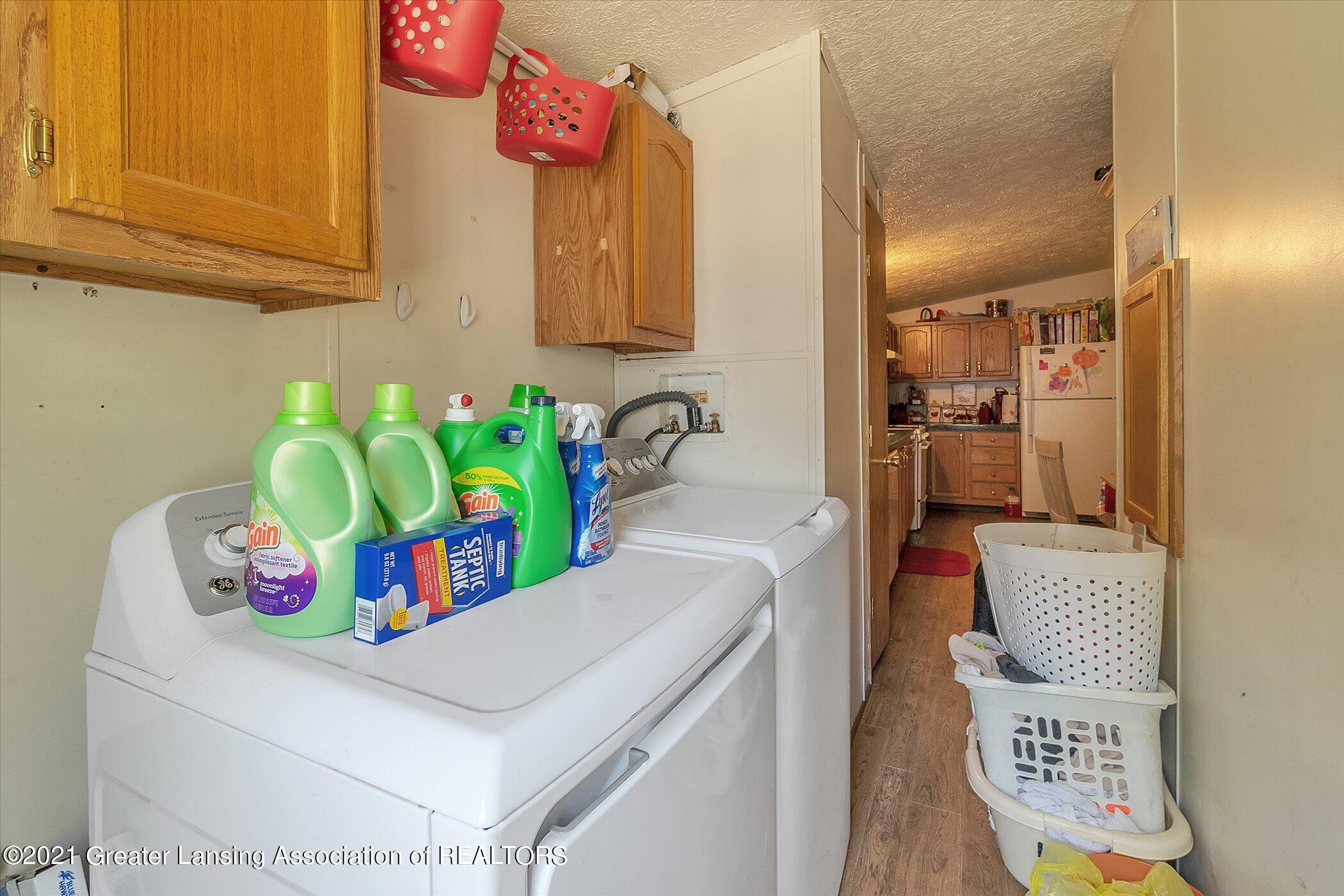 5416 Hughes Road Lansing, MI 48911 - Photo 12 of 24 12-5416 Hughes Rd-Windowstill Real Estat