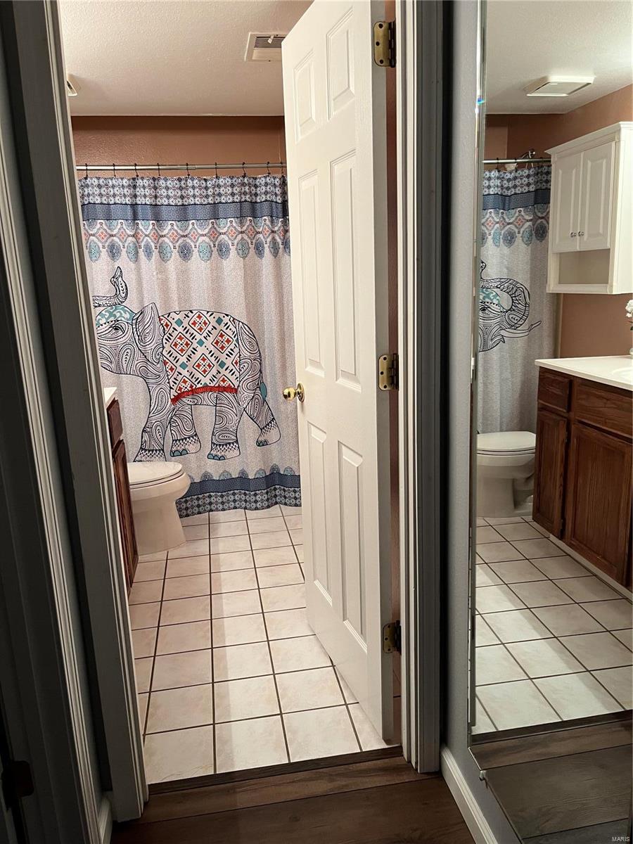 1356 Holgate Drive, Unit G2 Ballwin, MO 63021 - Photo 13 of 31