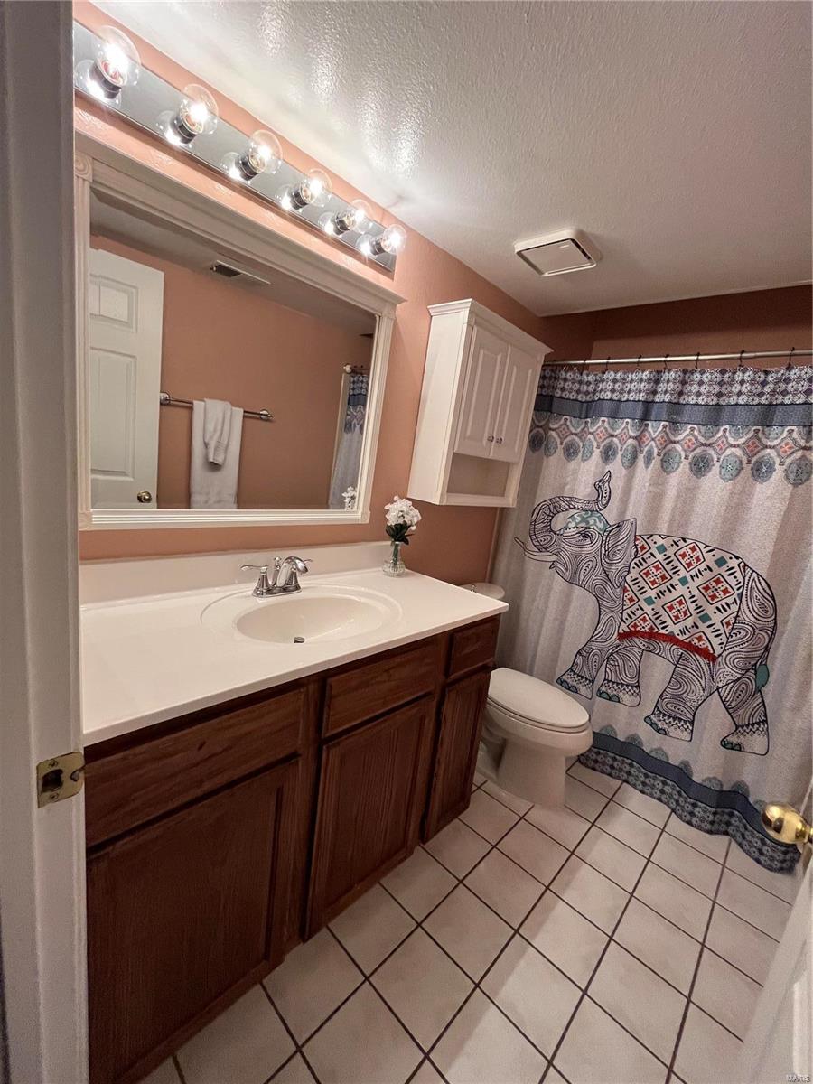 1356 Holgate Drive, Unit G2 Ballwin, MO 63021 - Photo 14 of 31