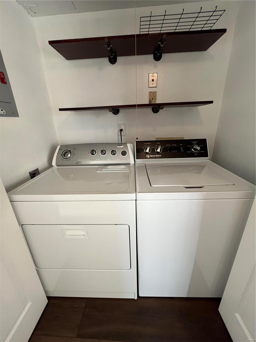 1356 Holgate Drive, Unit G2 Ballwin, MO 63021 - Photo 23 of 31