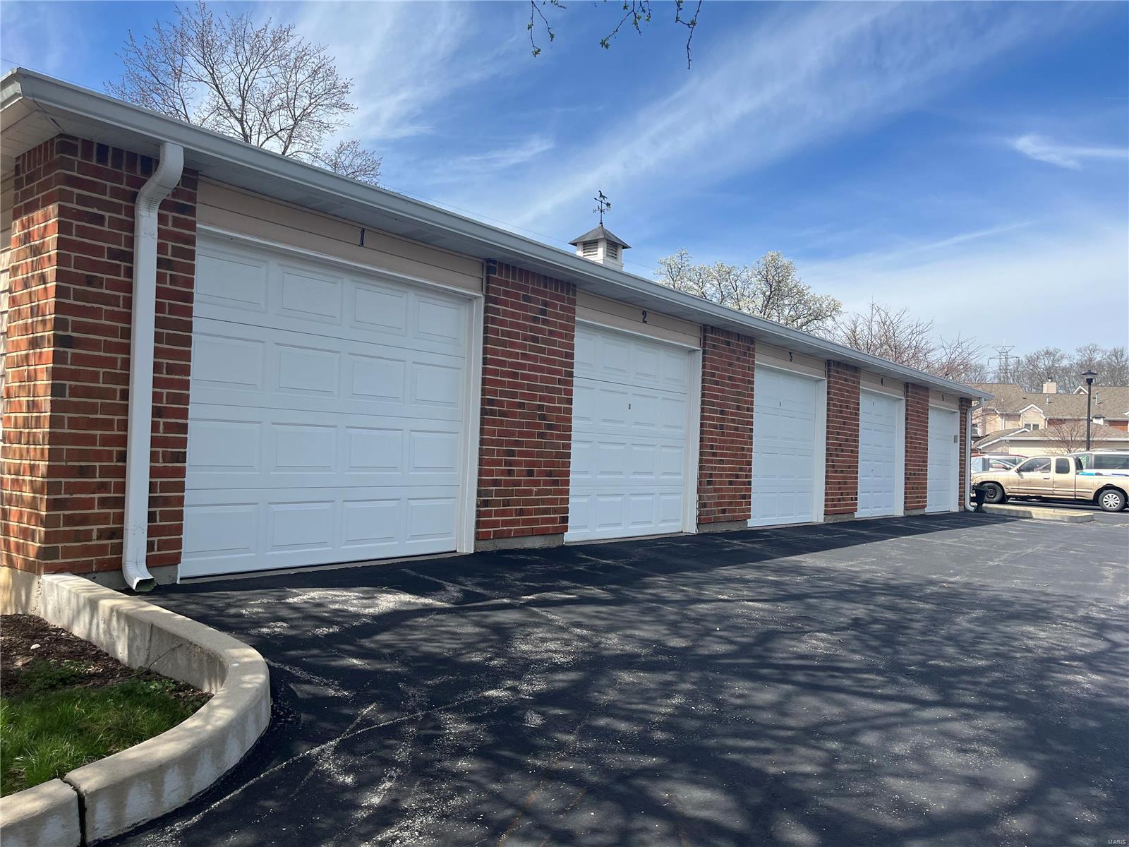 1356 Holgate Drive, Unit G2 Ballwin, MO 63021 - Photo 26 of 31