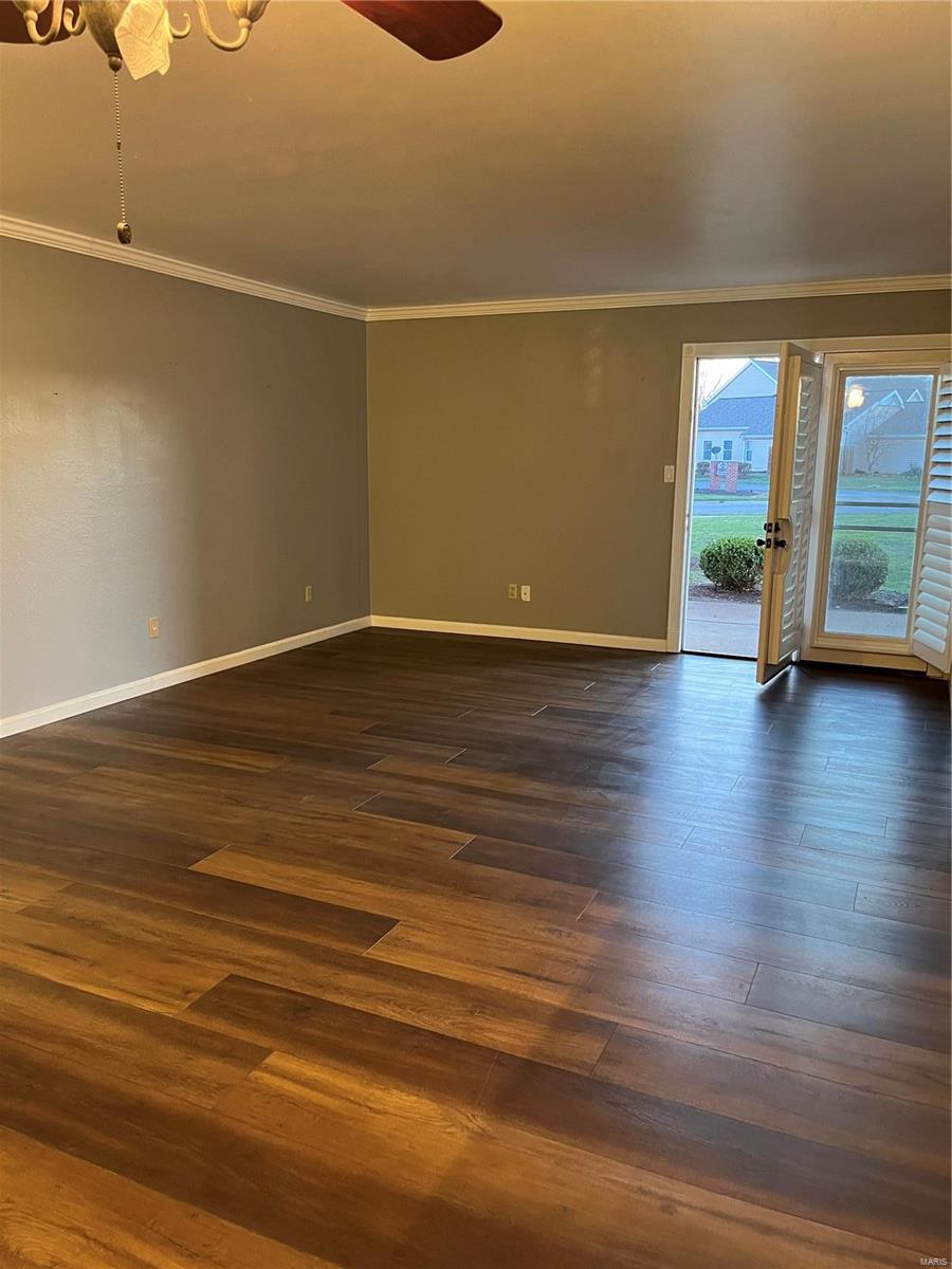 1356 Holgate Drive, Unit G2 Ballwin, MO 63021 - Photo 4 of 31