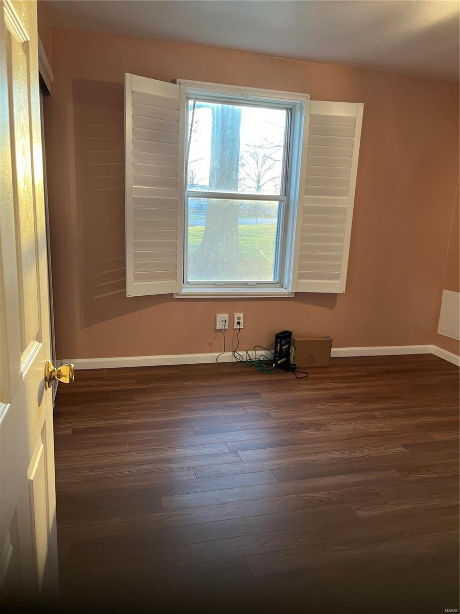 1356 Holgate Drive, Unit G2 Ballwin, MO 63021 - Photo 9 of 31