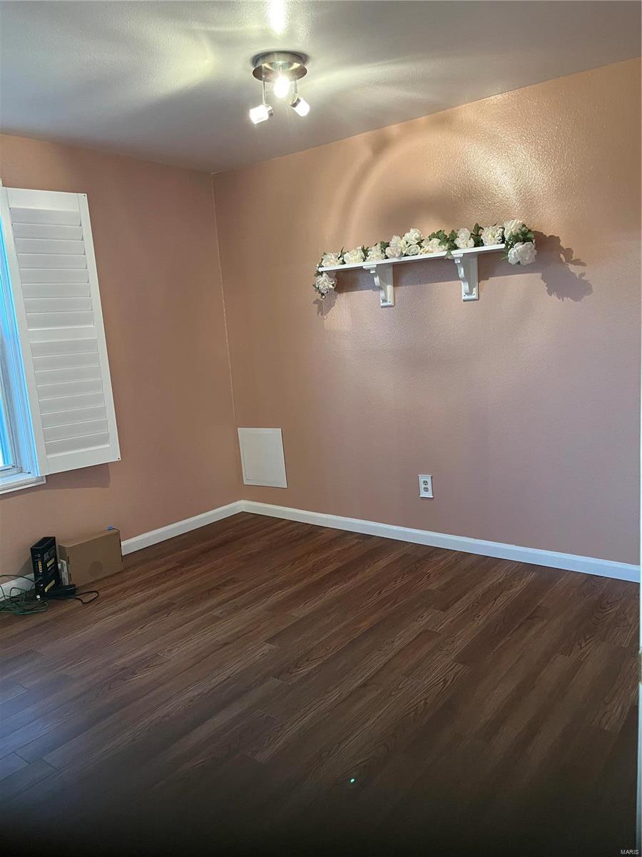 1356 Holgate Drive, Unit G2 Ballwin, MO 63021 - Photo 10 of 31