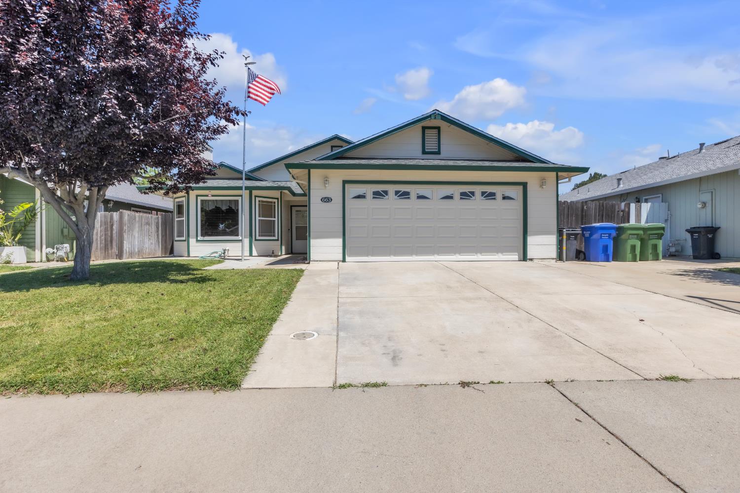 663 Carr Way Galt, CA 95632 - Photo 1 of 28