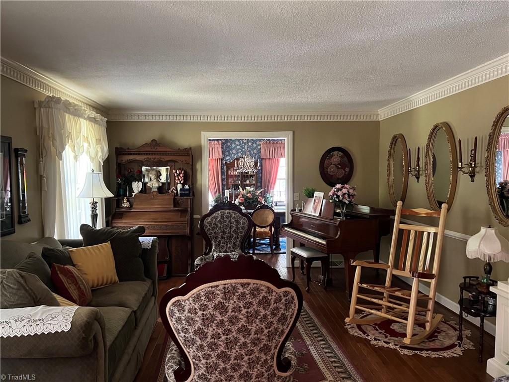 539 Inwood Road Asheboro, NC 27205 - Photo 12 of 48 Gallery Image 12