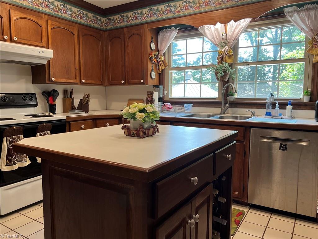 539 Inwood Road Asheboro, NC 27205 - Photo 30 of 48 Gallery Image 30