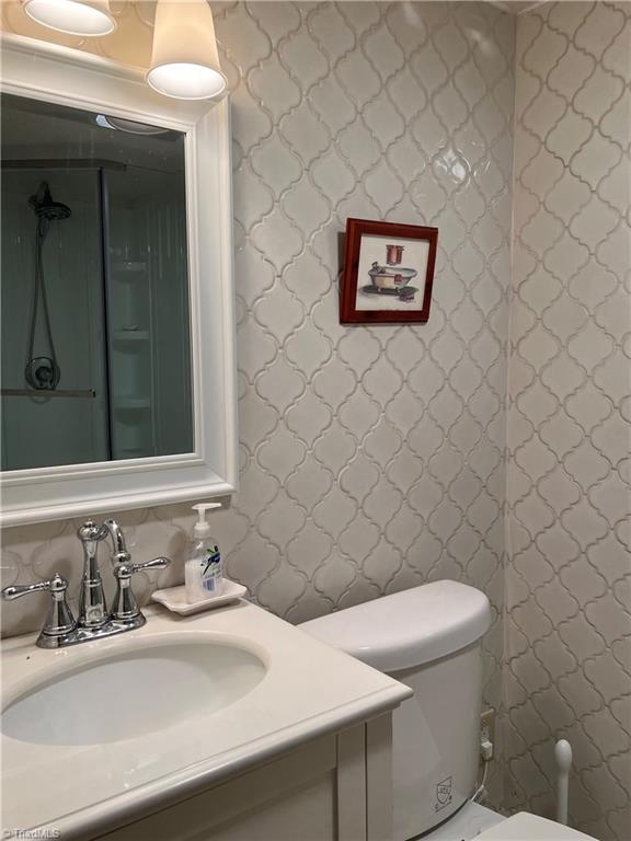 539 Inwood Road Asheboro, NC 27205 - Photo 38 of 48 basement bathroom