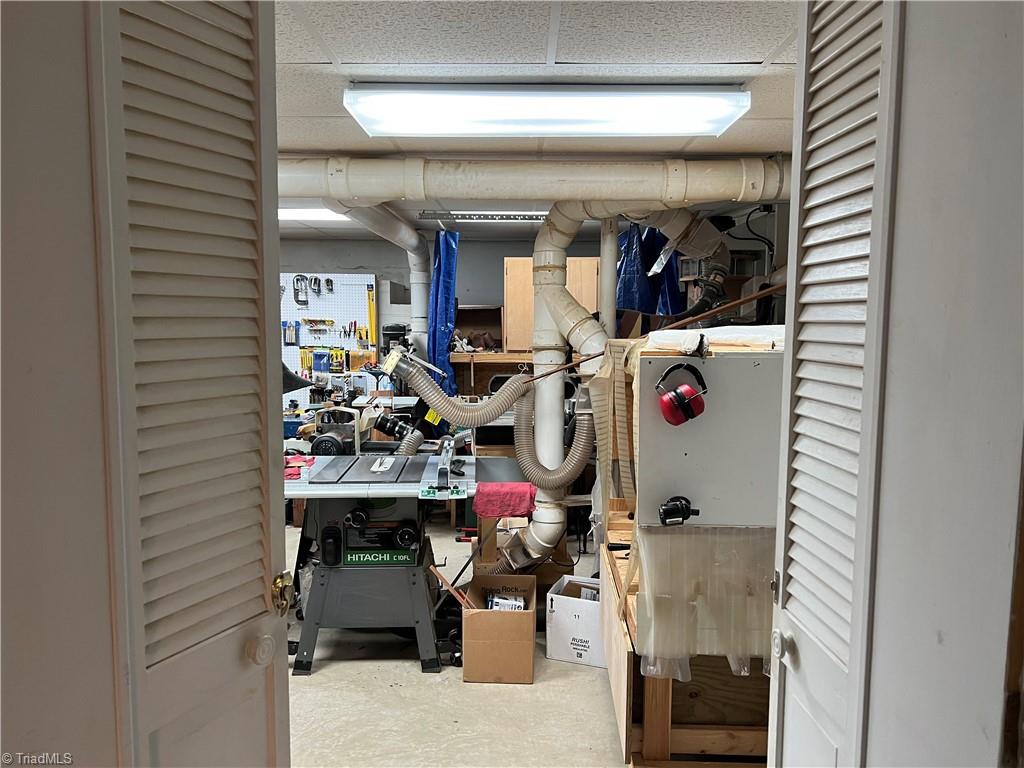 539 Inwood Road Asheboro, NC 27205 - Photo 45 of 48 basement woodshop