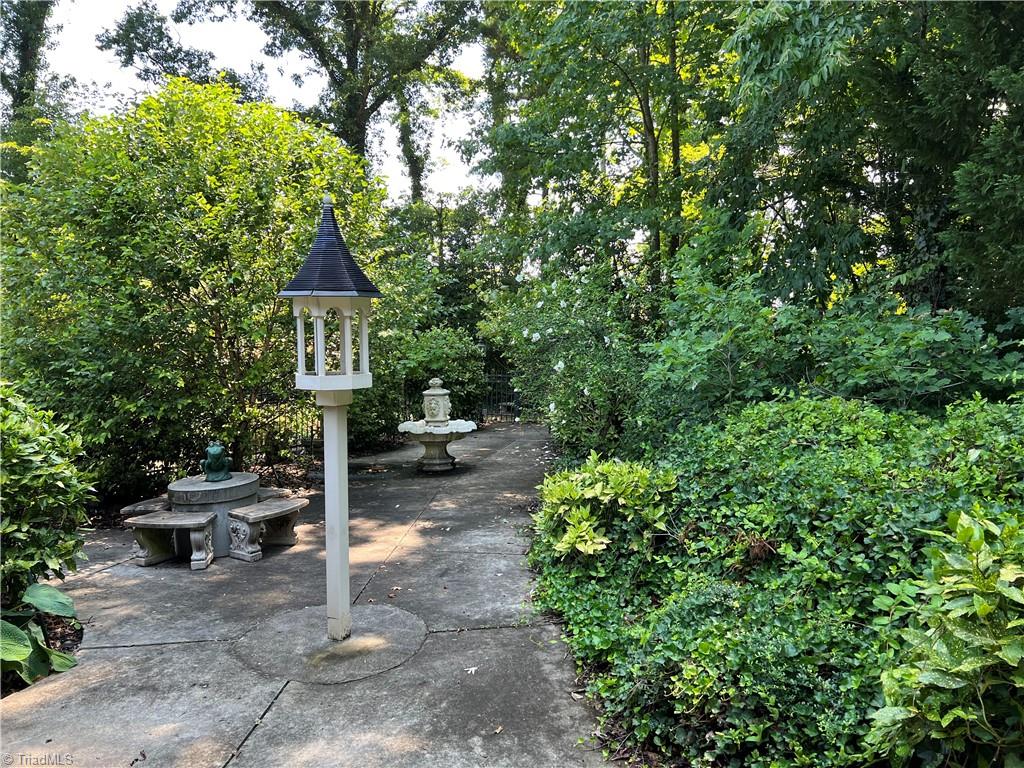 539 Inwood Road Asheboro, NC 27205 - Photo 6 of 48 Gallery Image 6