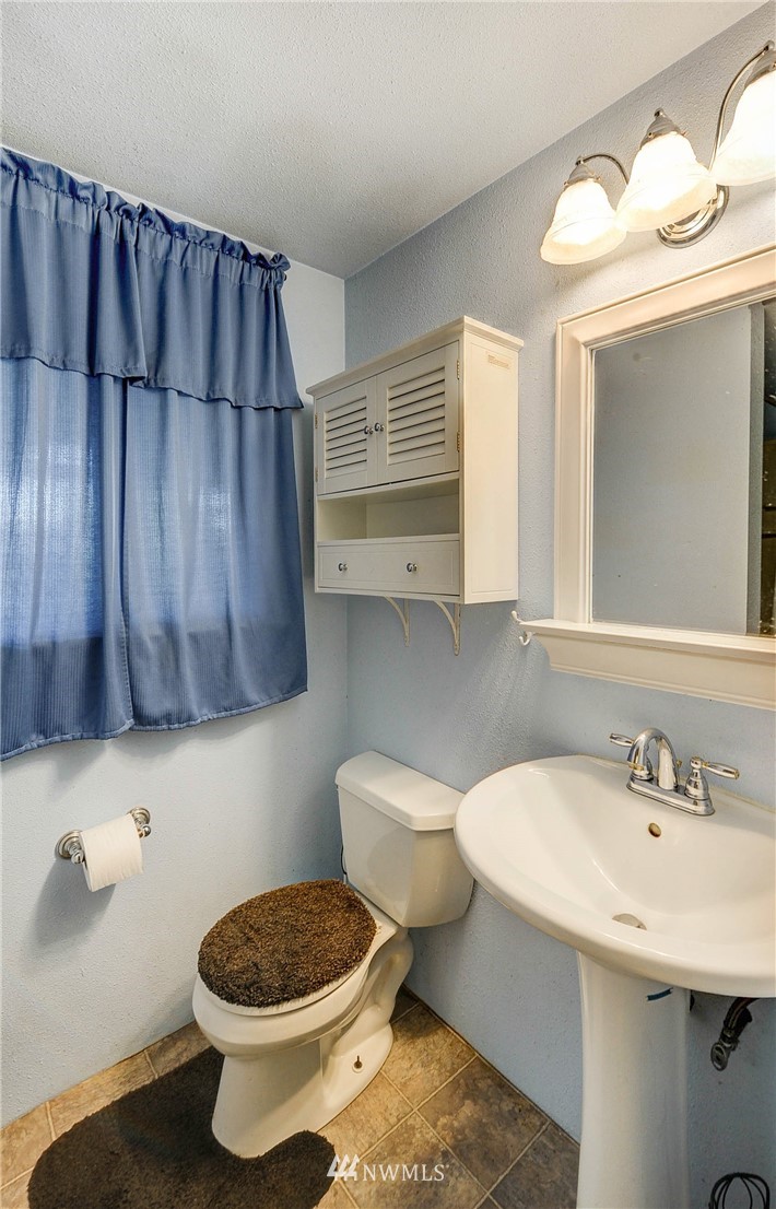 11909 Southeast 167th Street Renton, WA 98058 - Photo 14 of 15