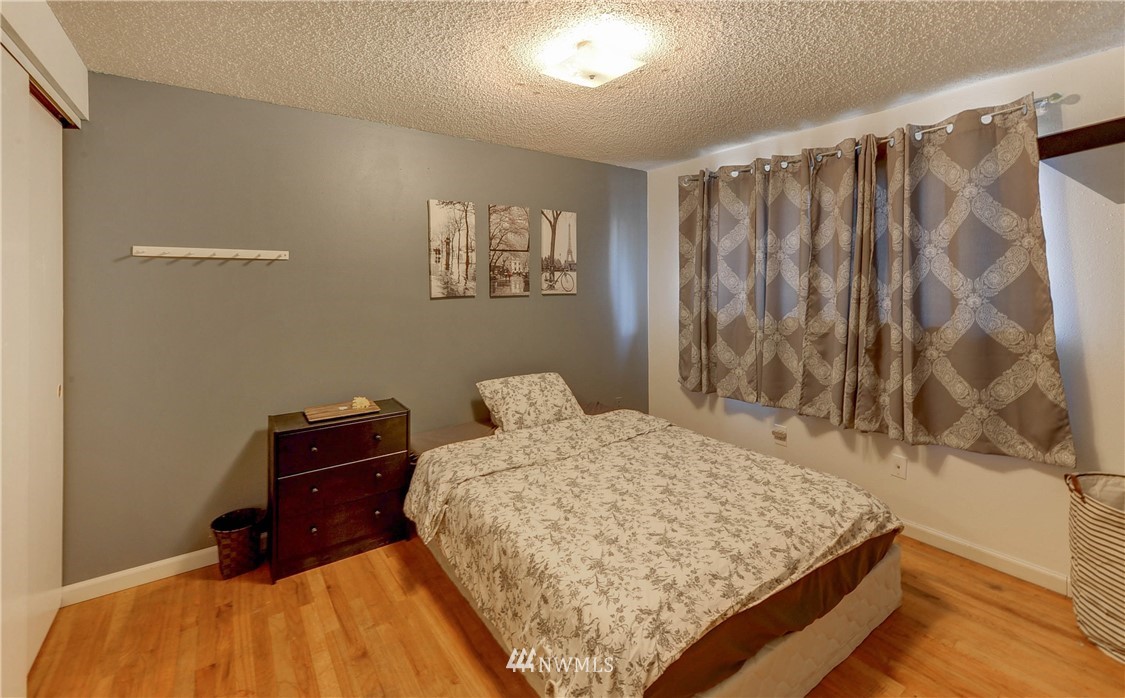 11909 Southeast 167th Street Renton, WA 98058 - Photo 10 of 15