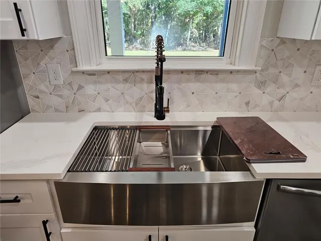 a view of washer and dryer