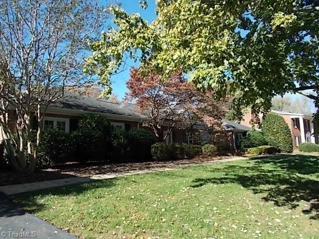 984 Bryanplace Road Winston-Salem, NC 27104 - Photo 3 of 27