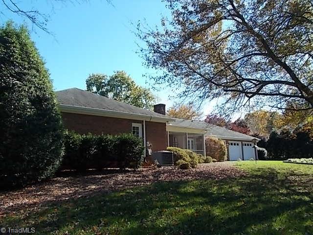 984 Bryanplace Road Winston-Salem, NC 27104 - Photo 6 of 27