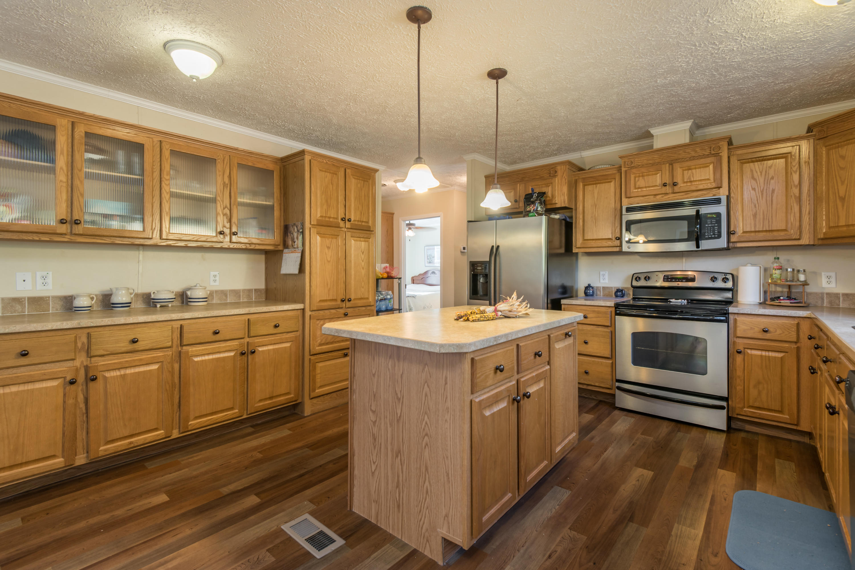 226 Loggers Lane Clinton, TN 37716 - Photo 13 of 34 226LoggersLn-10